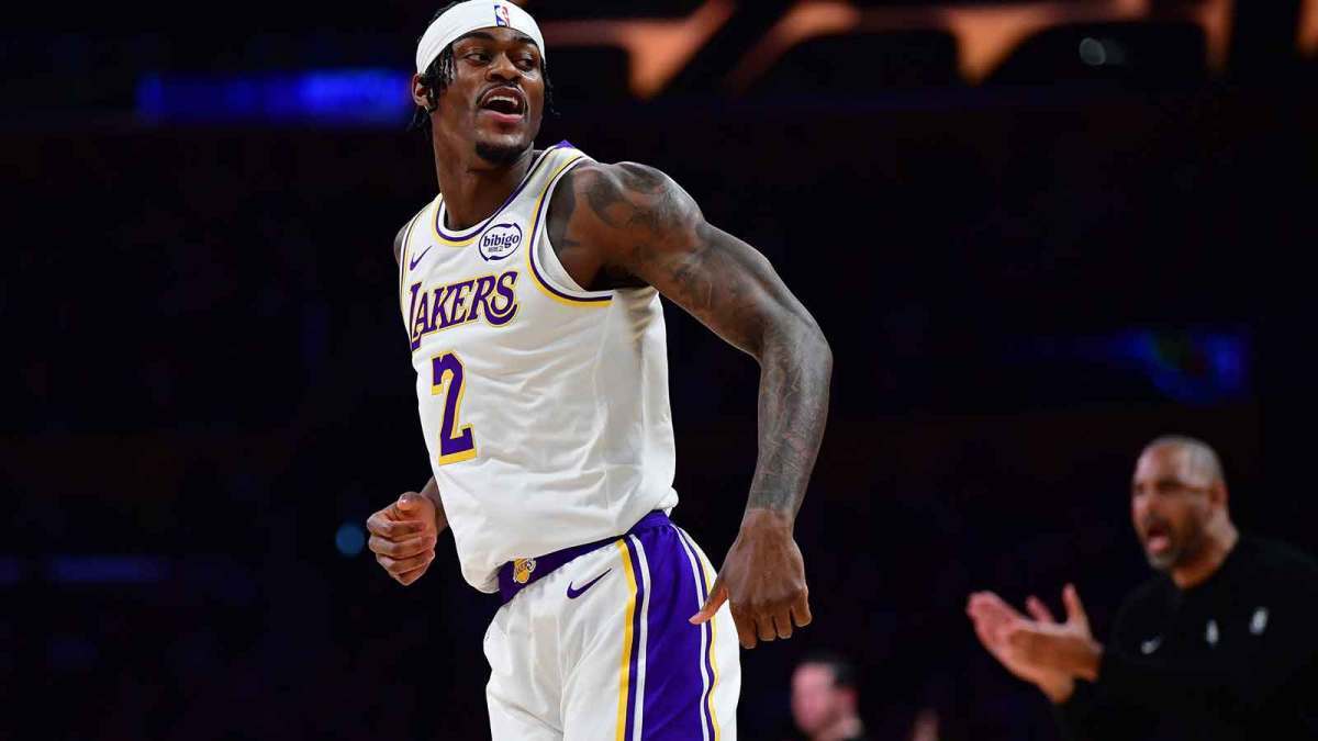 qyh-湖人球迷感谢范德比尔特在打勇士时，化解东契奇和主帅的紧张气氛